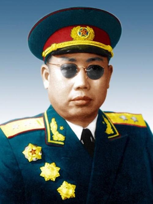解放军最传奇的一个师走出5位元帅7位大将两百多位将军