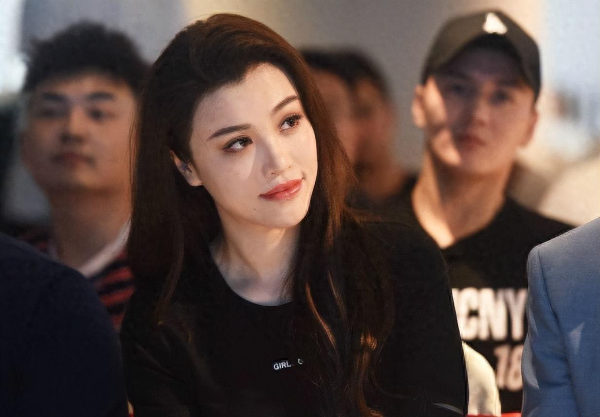 回顾葛天24岁嫁偶像刘翔结婚不到1年就离婚如今过得如何了