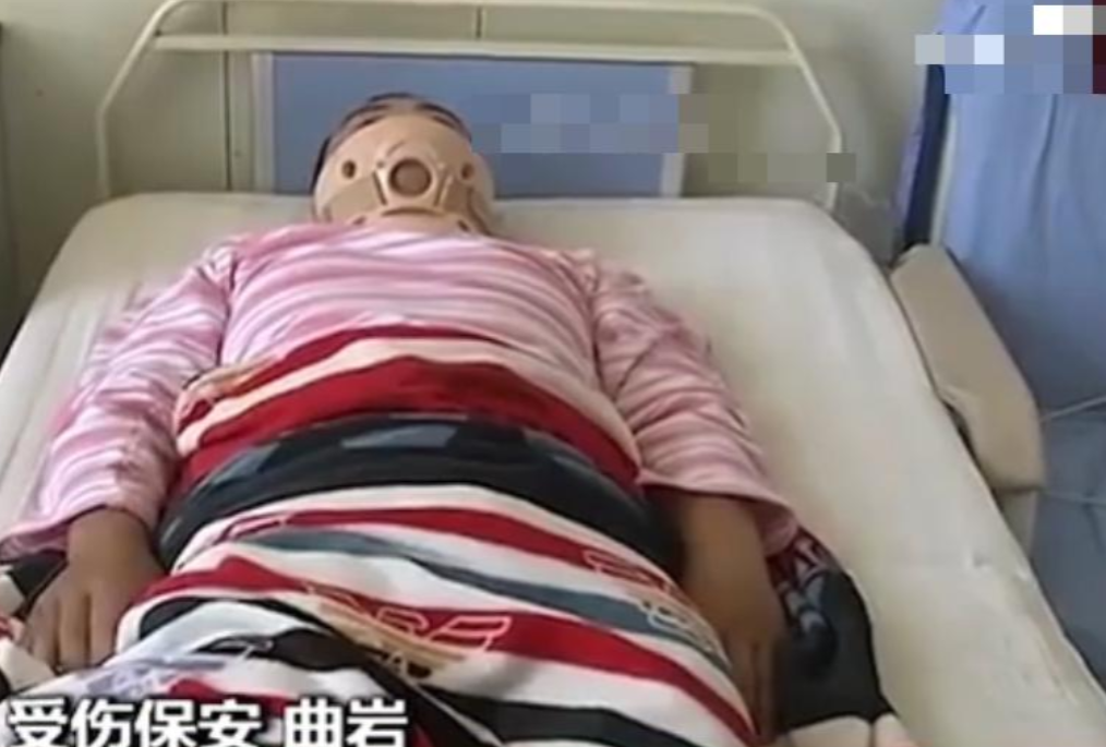 回顾吉林保安徒手接住跳楼女孩家属不感谢我女儿有事你负责