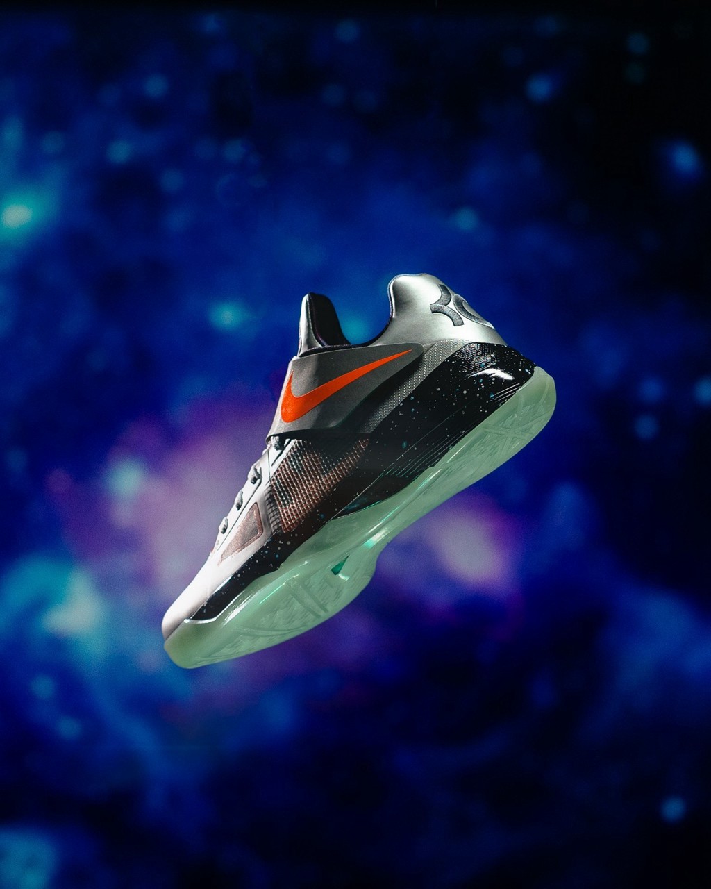 lebron系列也在涨nike三巨头复刻市价汇总情怀越来越贵了