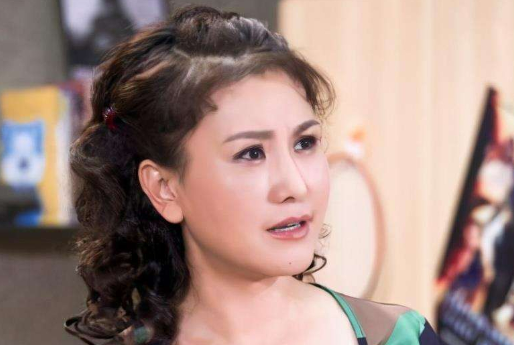 而这部戏的导演,就是在圈子里有一定名气的徐庆东.