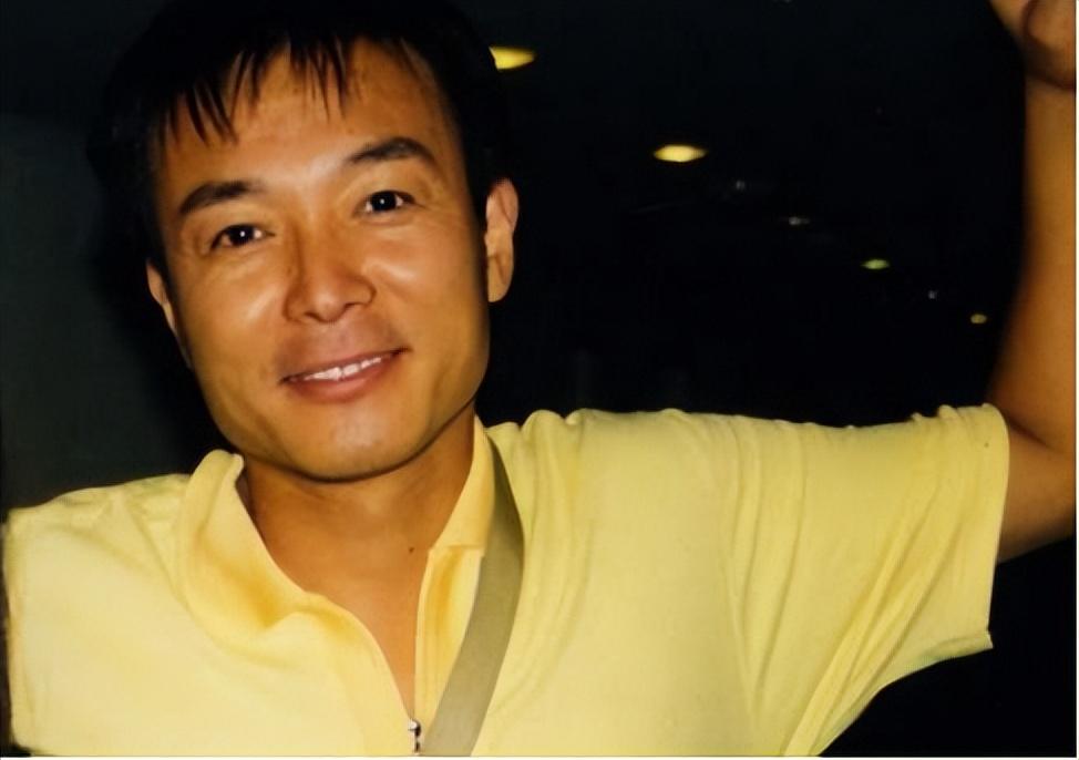 回顾左小青嫁大20岁富商老公历经11年婚姻爱情变友情无怨无悔