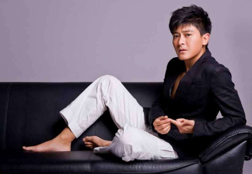 回顾杨铮长得帅演技又好哪怕圈子里不红人生依旧让人羡慕