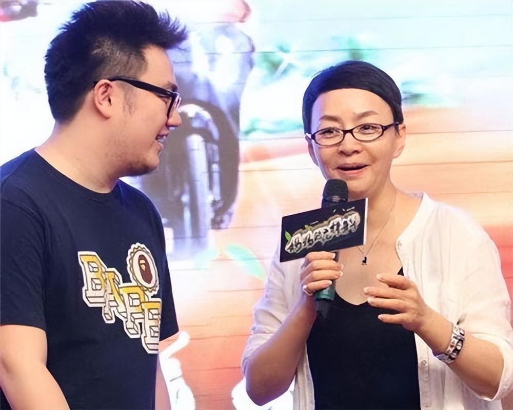 回顾王博谷嫁小七岁巴图生两子与强势婆婆宋丹丹亲如姐妹