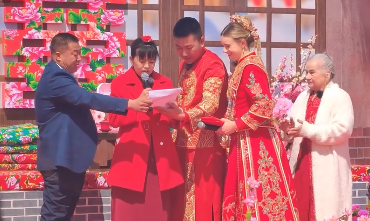 回顾东北小伙娶俄罗斯村花婚后胖若两人丈母娘生10个