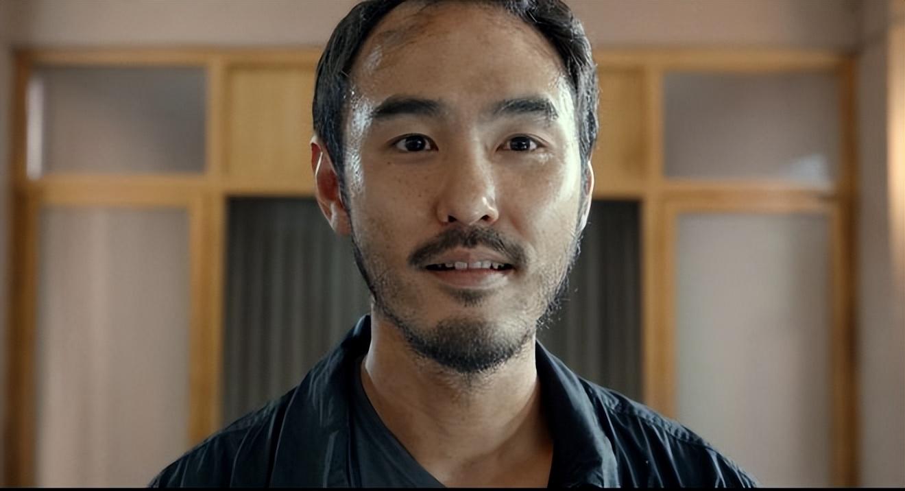 上了"偶像"的标签,靠着各种恋爱剧在当时那个年代笼络到不少迷妹粉丝