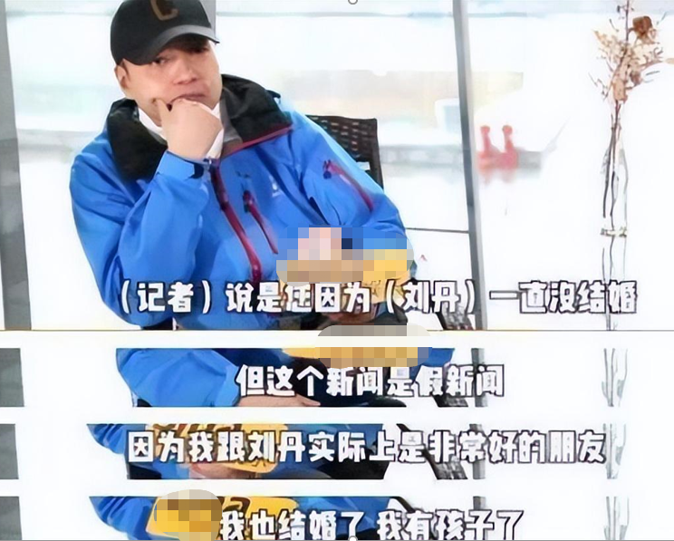 悲痛的情绪中无法自拔,她经常会看着女儿未来得及送她的那件蓝色旗袍