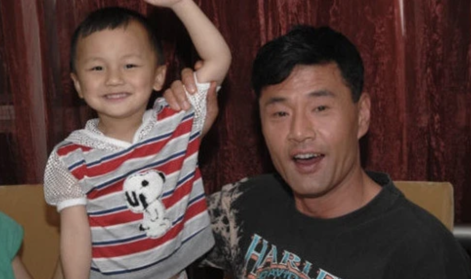 回顾于荣光一生洁身自好为何到了63岁妻子坚持要和他离婚