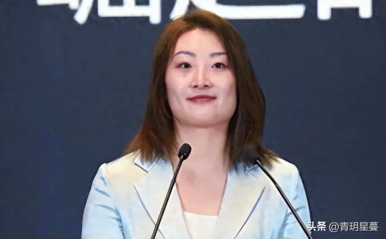 回顾宗馥莉送别父亲宗庆后爸爸对不起我不该让你带着遗憾离世