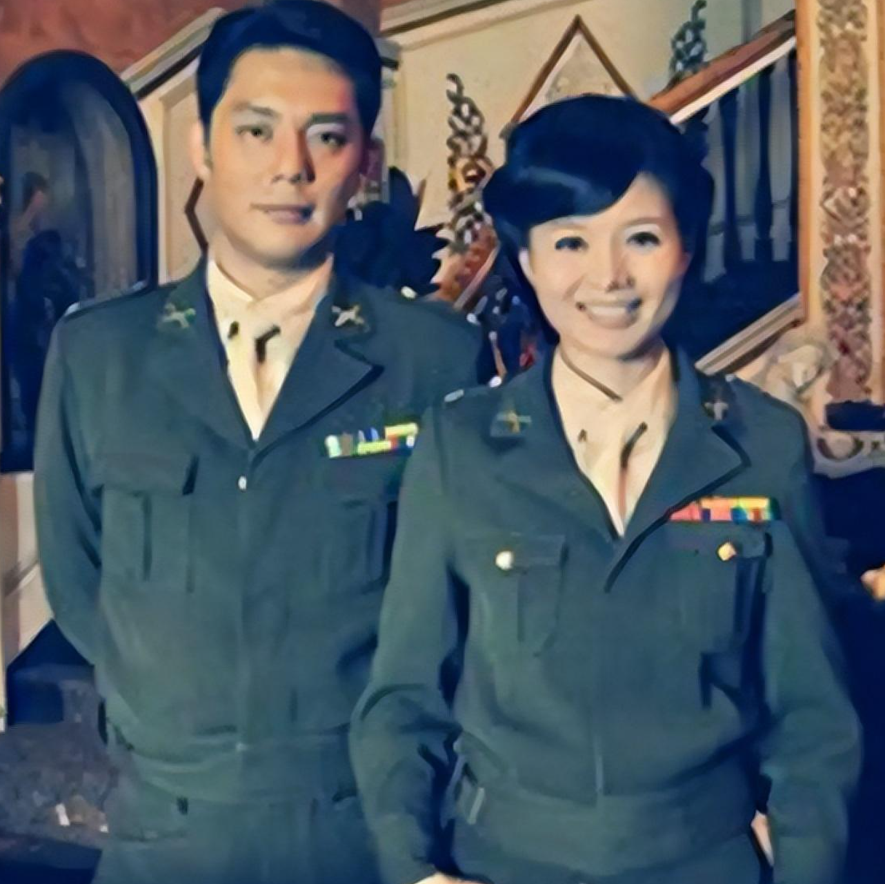 回顾程愫花21年捧红丈夫被抛弃今她完美逆袭而前夫查无此人