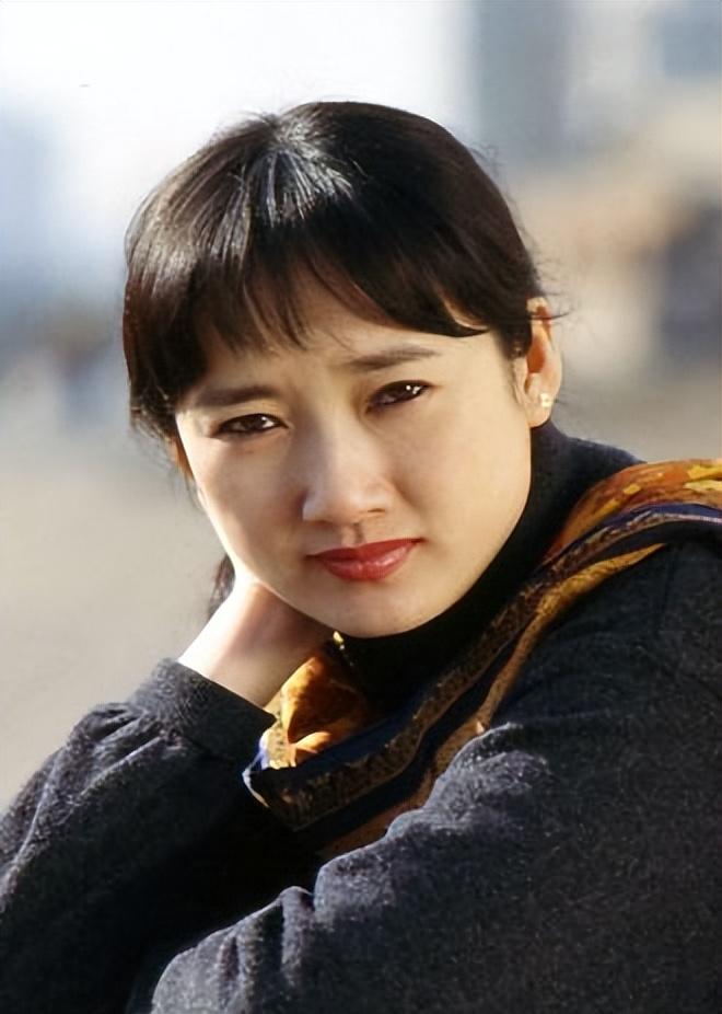 回顾一级演员成方圆和王刚离婚22年始终未嫁63岁无儿无女成遗憾