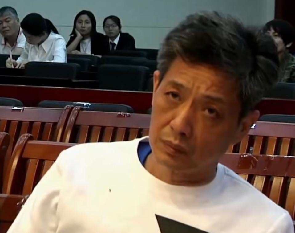 海南黑恶势力288套房豪车百辆敢直呼其名