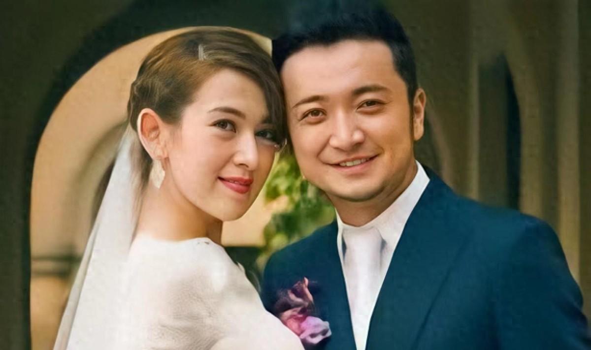 尼格买提30岁娶帕夏古丽结婚9年没生孩子风光背后有泪水