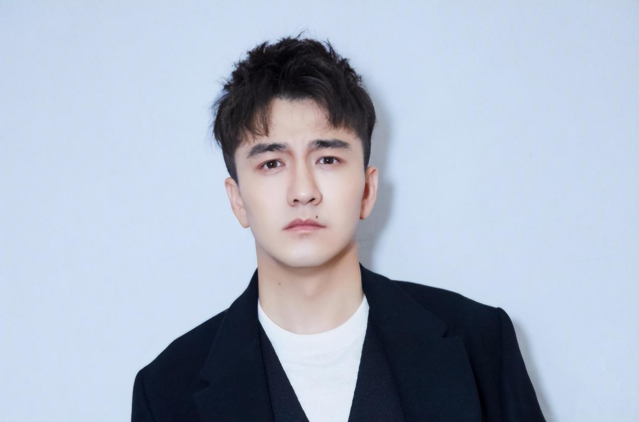 翟天临打着高学历的旗号实际上却"学术造假"造成"知网灾难",一半的