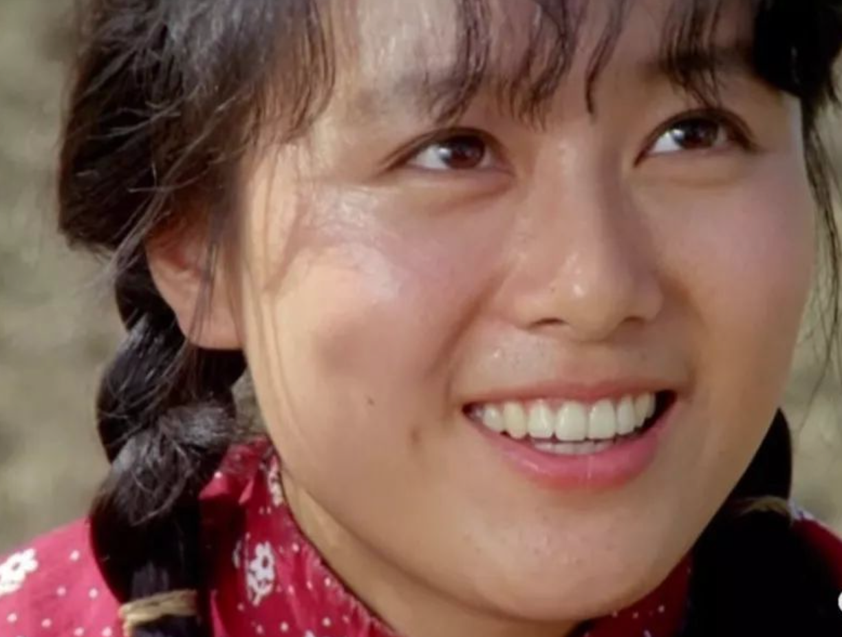 回顾演员吴玉芳嫁乒乓王子隐退生两女恩爱33年幸福美满