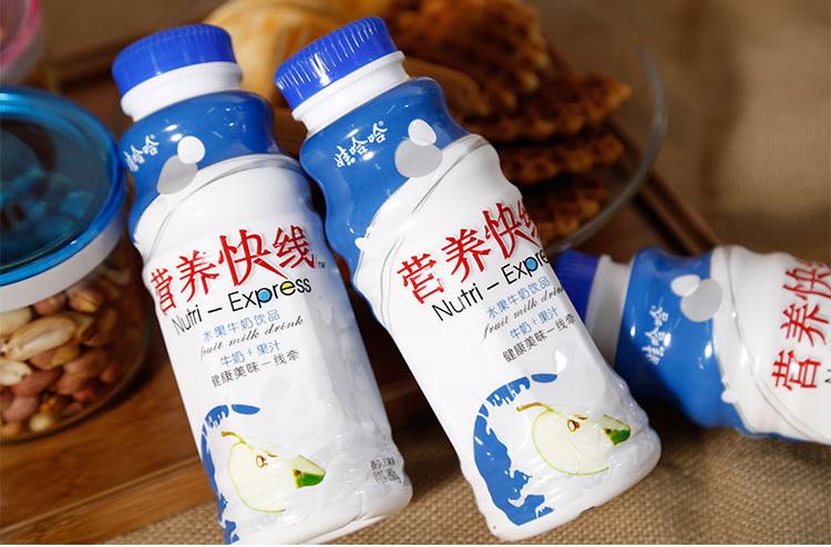 回顾解约6年王力宏演唱会现场依然坚持喝娃哈哈重情重义