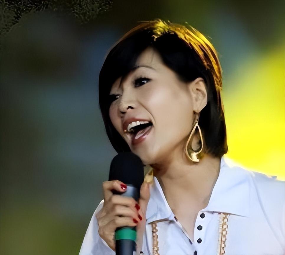 回顾歌手阿桑:28岁走红,仅6年后去世,临终前15字遗言让人泪目