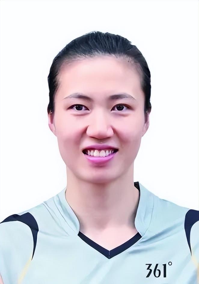 回顾中国女排周苏红再婚后不忘照顾瘫痪前夫你就是我的亲弟弟