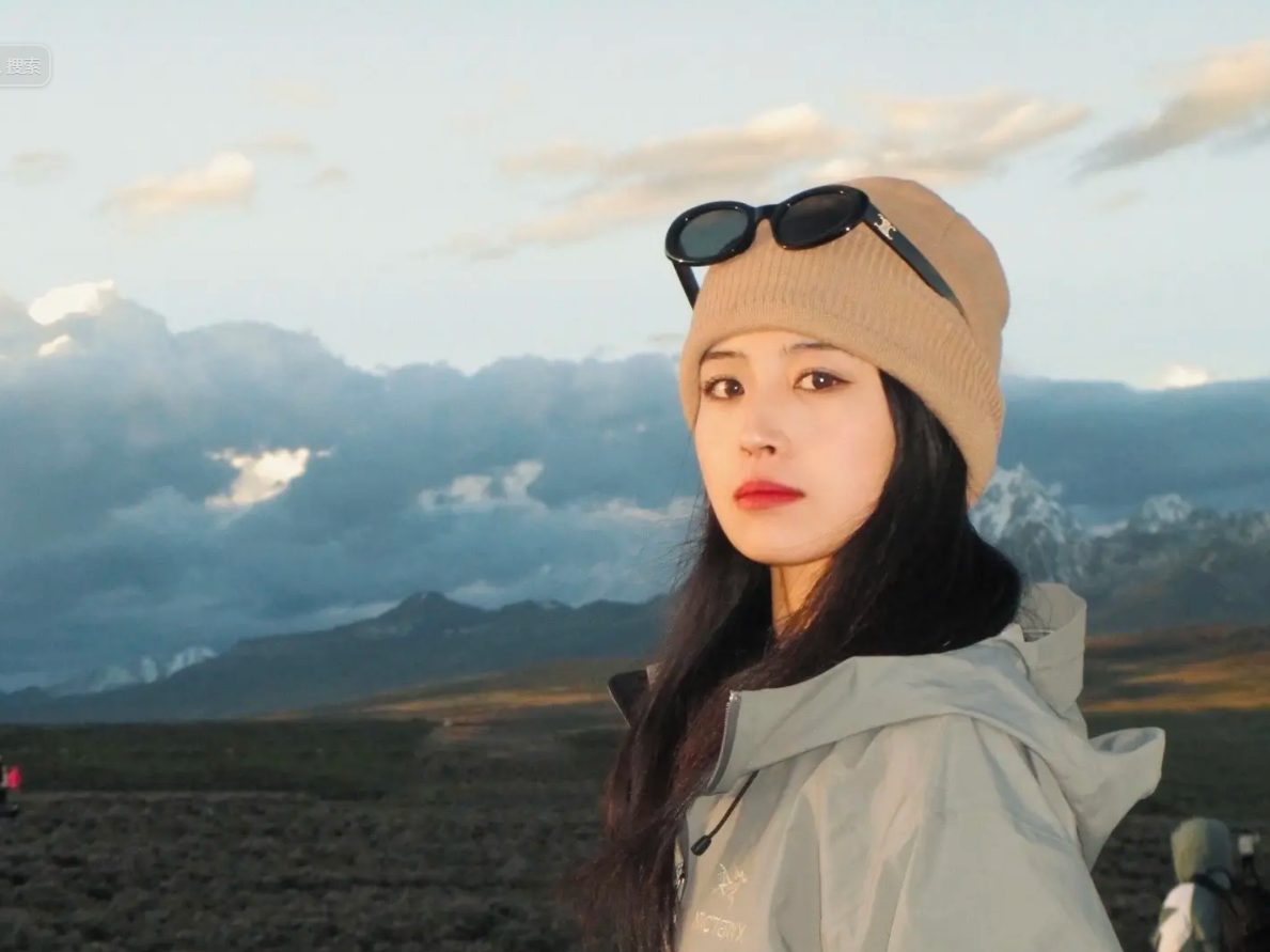 回顾甘肃00后女生流浪大理街头卖诗为生曾几度自杀到底怎么了