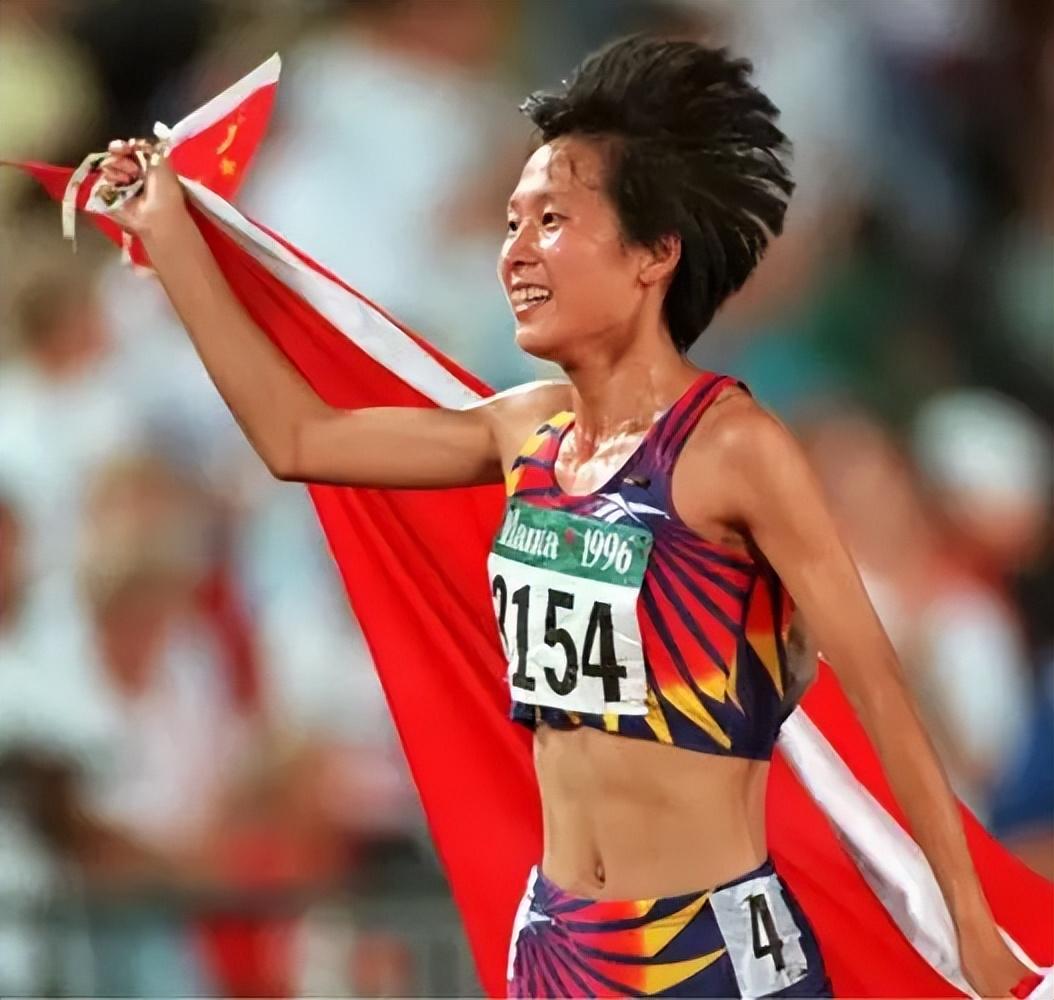 回顾东方神鹿王军霞3个孩子3个父亲如今成人生赢家