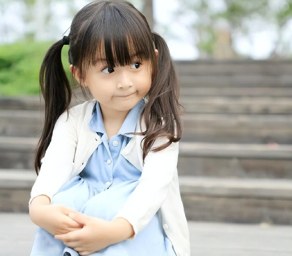 回顾小芈月刘楚恬2岁出道年入百万当红时选择隐退她经历了什么