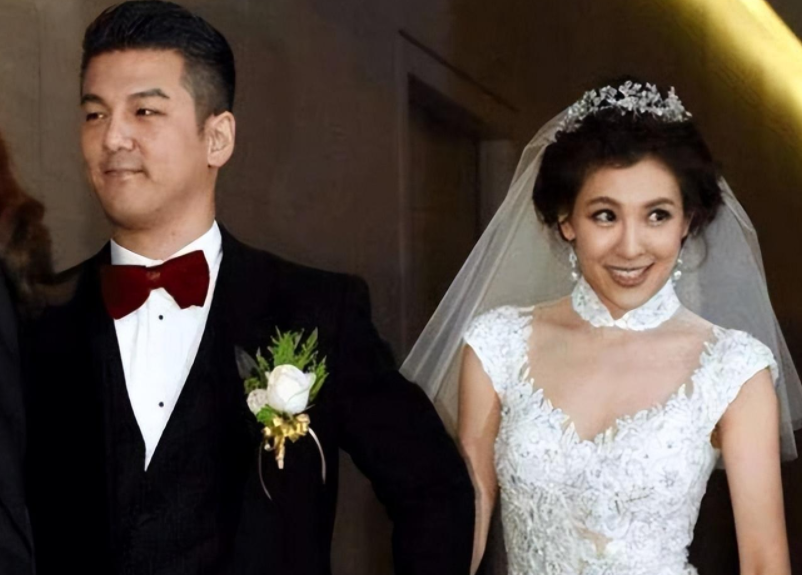 回顾富豪前夫孙志浩辜负了前妻贾静雯把现任妻子宠成宝