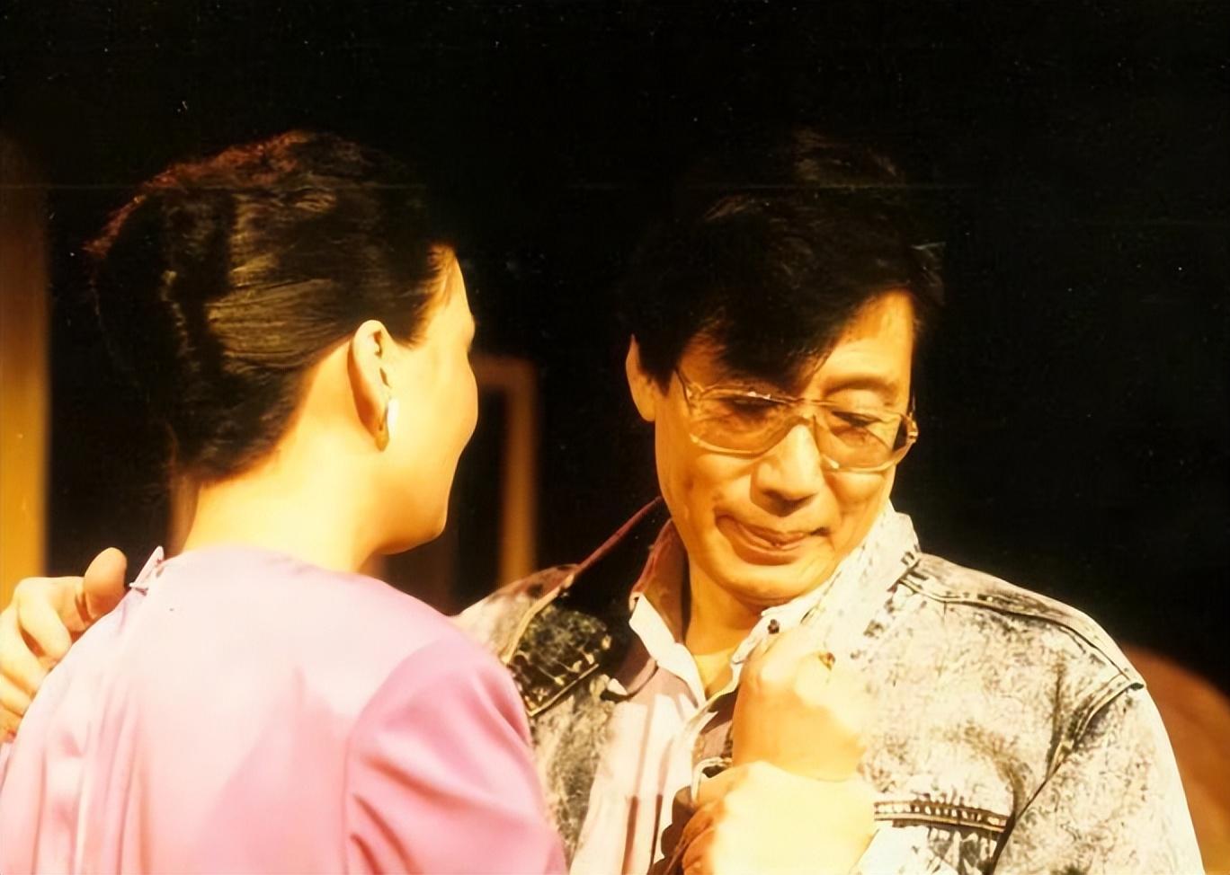 回顾演员李媛媛为腹中胎拒绝治癌冒死生下孩子丈夫至今未娶