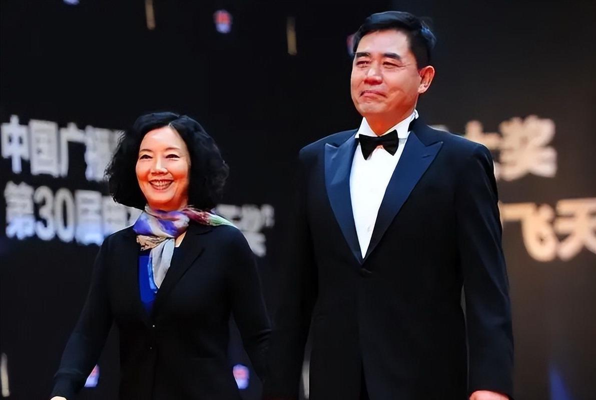 走到今天陈道明和陈宝国他们两个人的差距其实不在演技