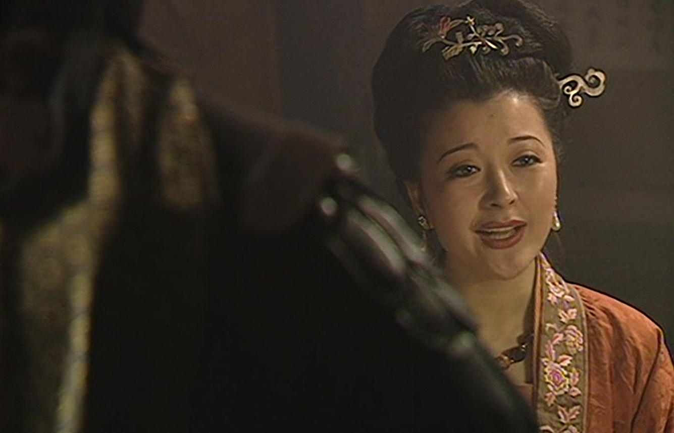 宋江不慎被清风山的一伙强盗掳走,由此结识了燕顺,王英,郑天寿等人