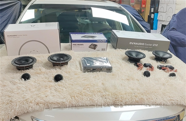 佛山汽车音响改装丰田凯美瑞汽车改装丹拿212两分频改装案例