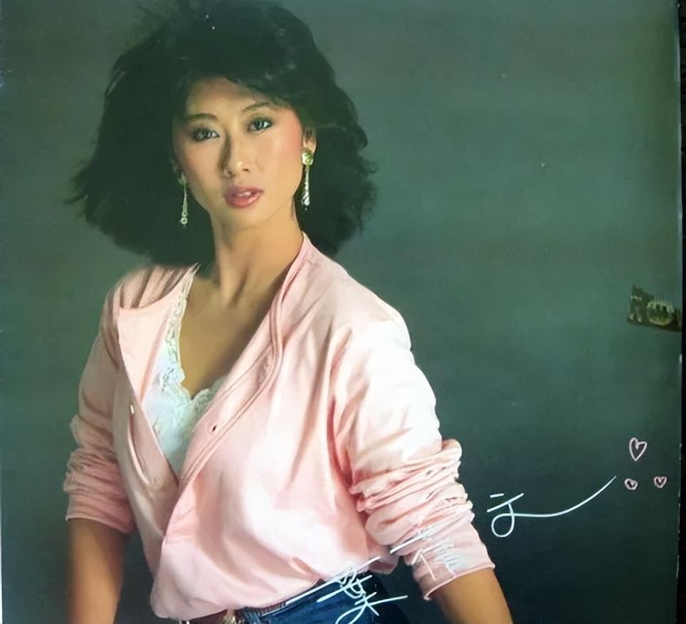 回顾叶倩文曾与费翔高调秀恩爱为何转身嫁大14岁的林子祥