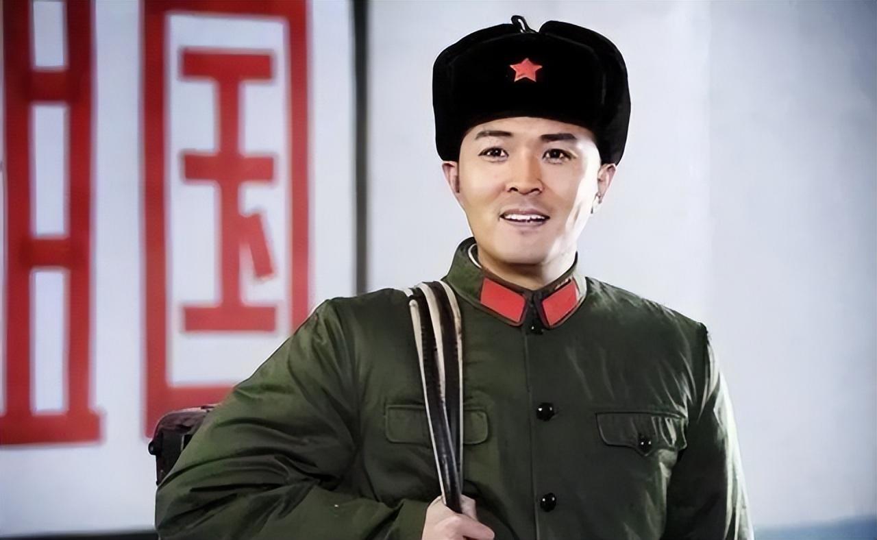 回顾于小伟与高圆圆分手后翻红一个娶妻生子一个高龄产女