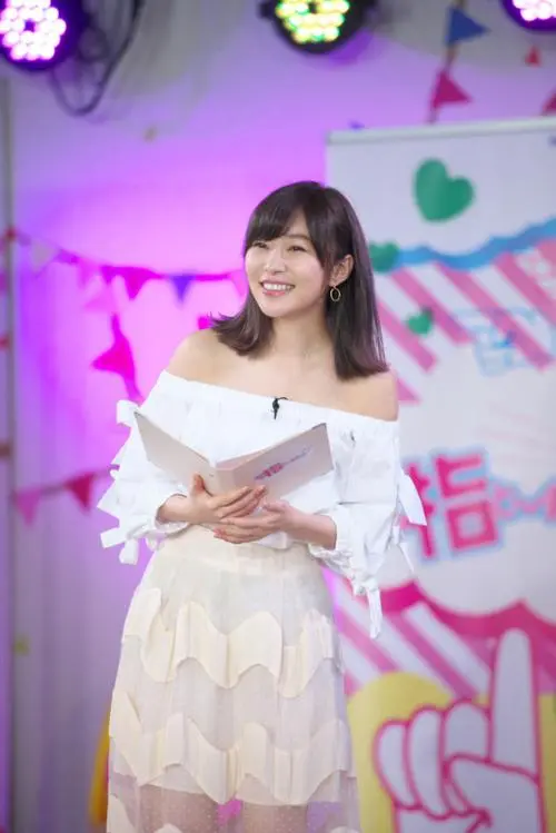 的市场,前老板洼田康志则是帮指原莉乃介绍了一家"相当不错"的牛郎店