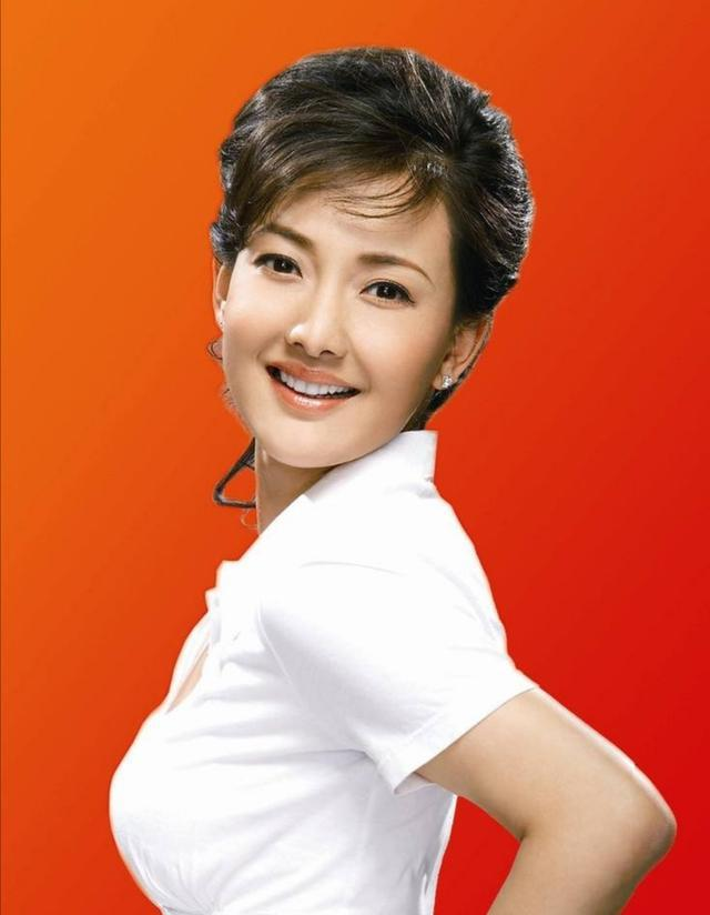 回顾牛莉我这辈子正确的决定就是为普通丈夫连生三个孩子