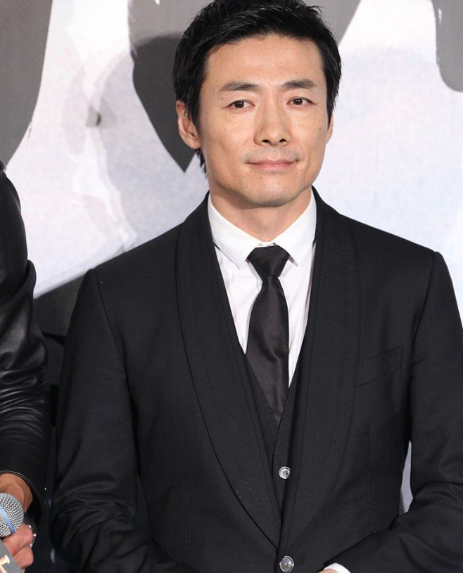 回顾演员祖峰娶教师刘天池结婚13年无子女生活依旧幸福美满