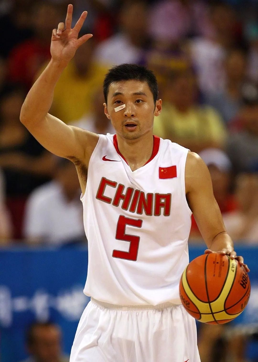 24年过去了,才发现连续两届奥运男篮8强的刘炜是21世纪最强后卫