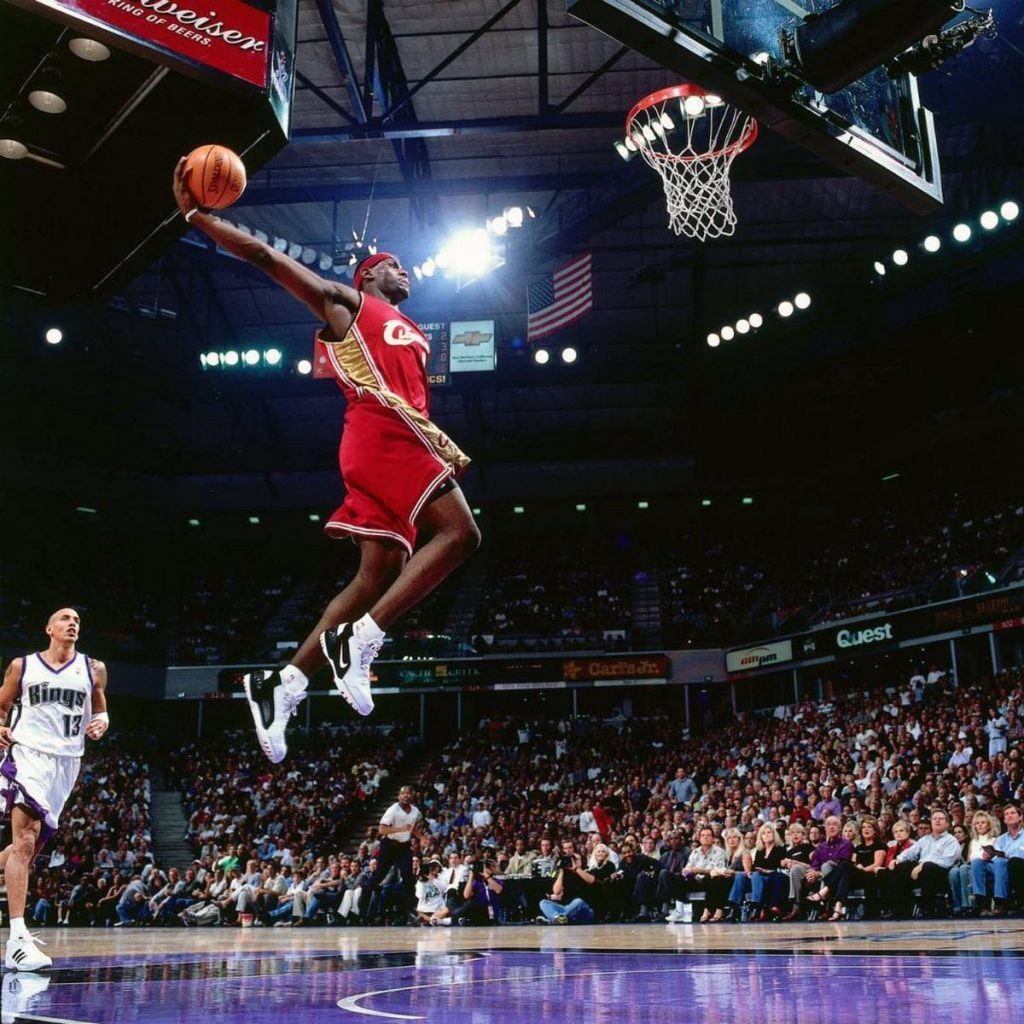 lebron系列也在涨nike三巨头复刻市价汇总情怀越来越贵了