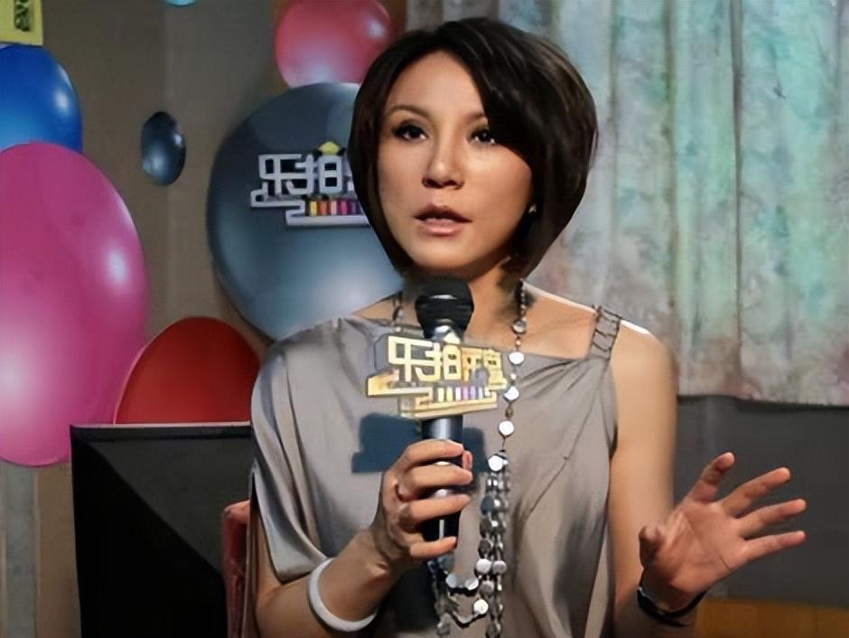 02"业余歌手"却勇夺金奖