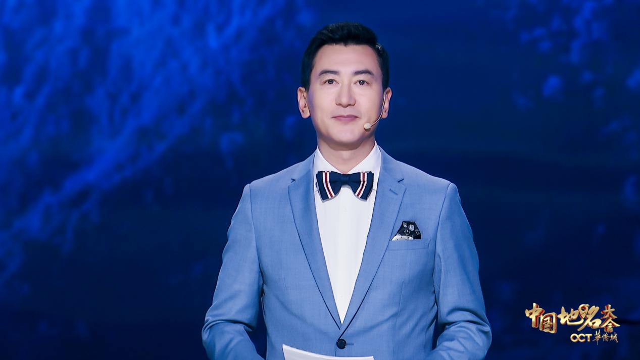 回顾视主持鲁健从草原走出来的当红主播对家乡内蒙古一往情深