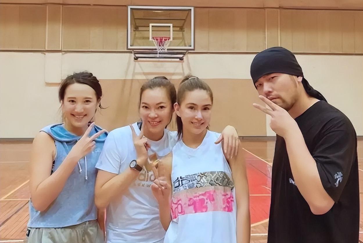 回顾林心如闺蜜成豪门阔太连生3胎还想给70岁的郭台铭拼4胎