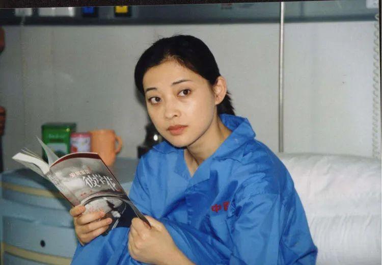 回顾梅婷与京圈大佬叶大鹰传绯闻36岁二婚和老公恩爱至今