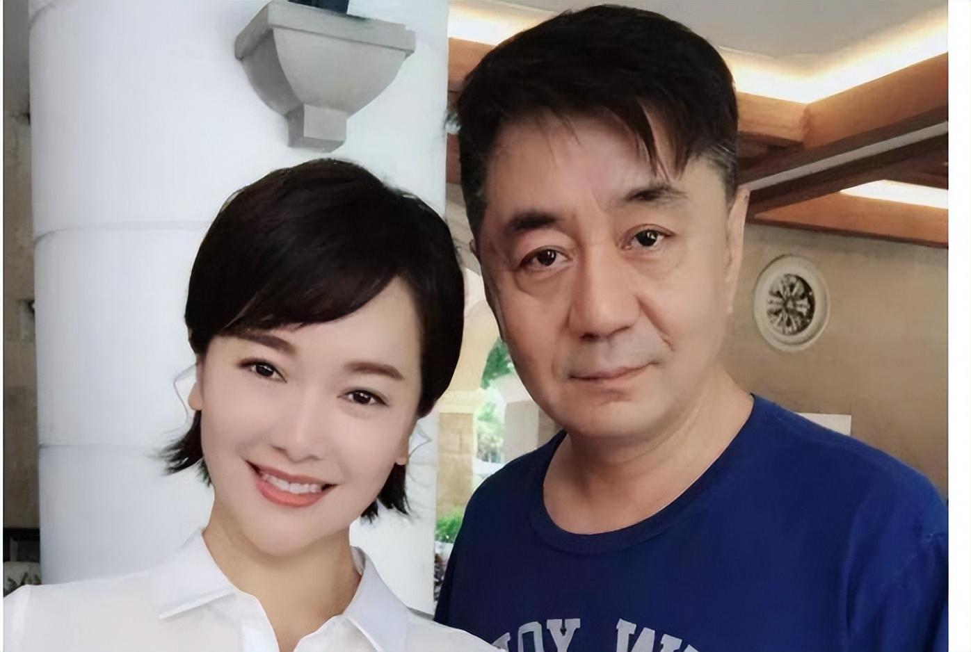 回顾左小青嫁大20岁富商老公历经11年婚姻爱情变友情无怨无悔