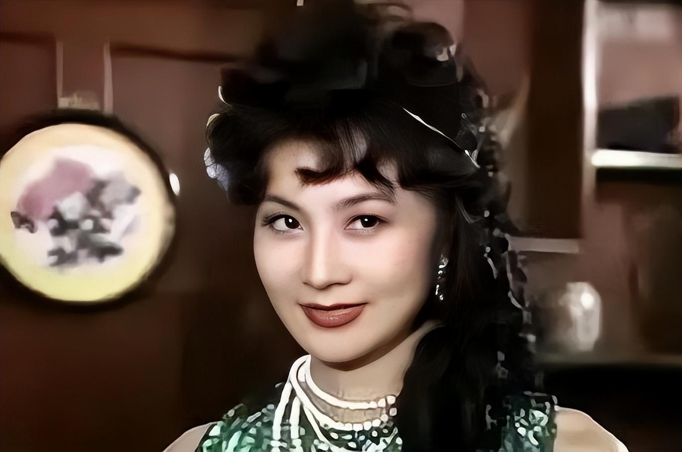 回顾演员李媛媛为腹中胎拒绝治癌冒死生下孩子丈夫至今未娶