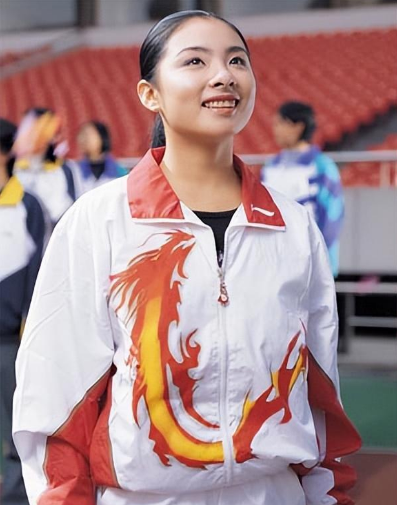 奥运冠军刘璇:退役后转型当演员,41岁生二胎,如今过得怎么样?