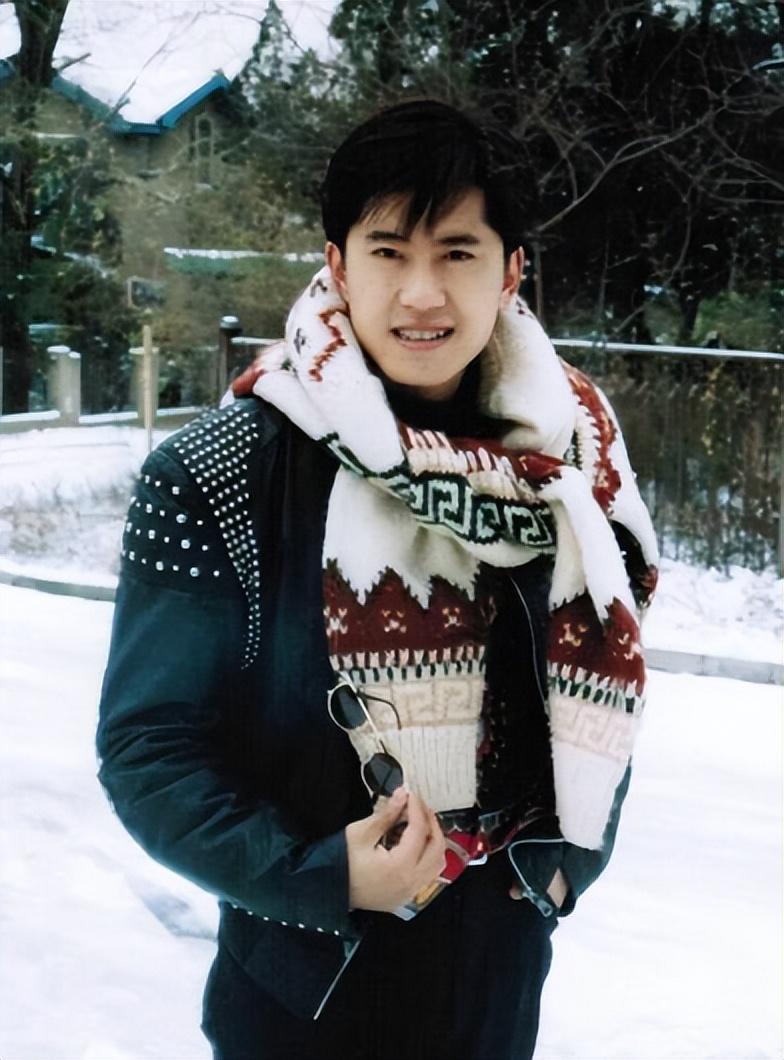 回顾毛宁连续上了8次春晚作死被捕入狱54岁又现身商演捞金