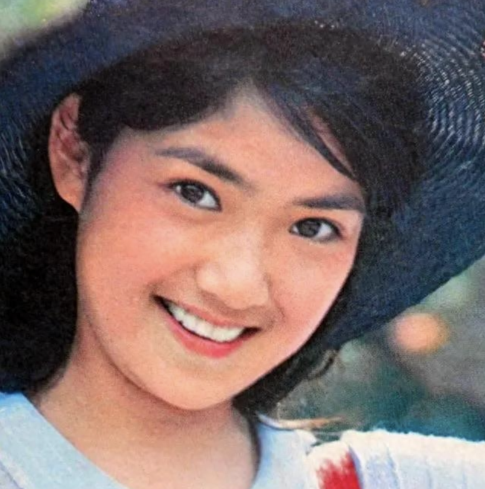 回顾任冶湘20岁一炮而红28岁因病隐退如今幸福美满