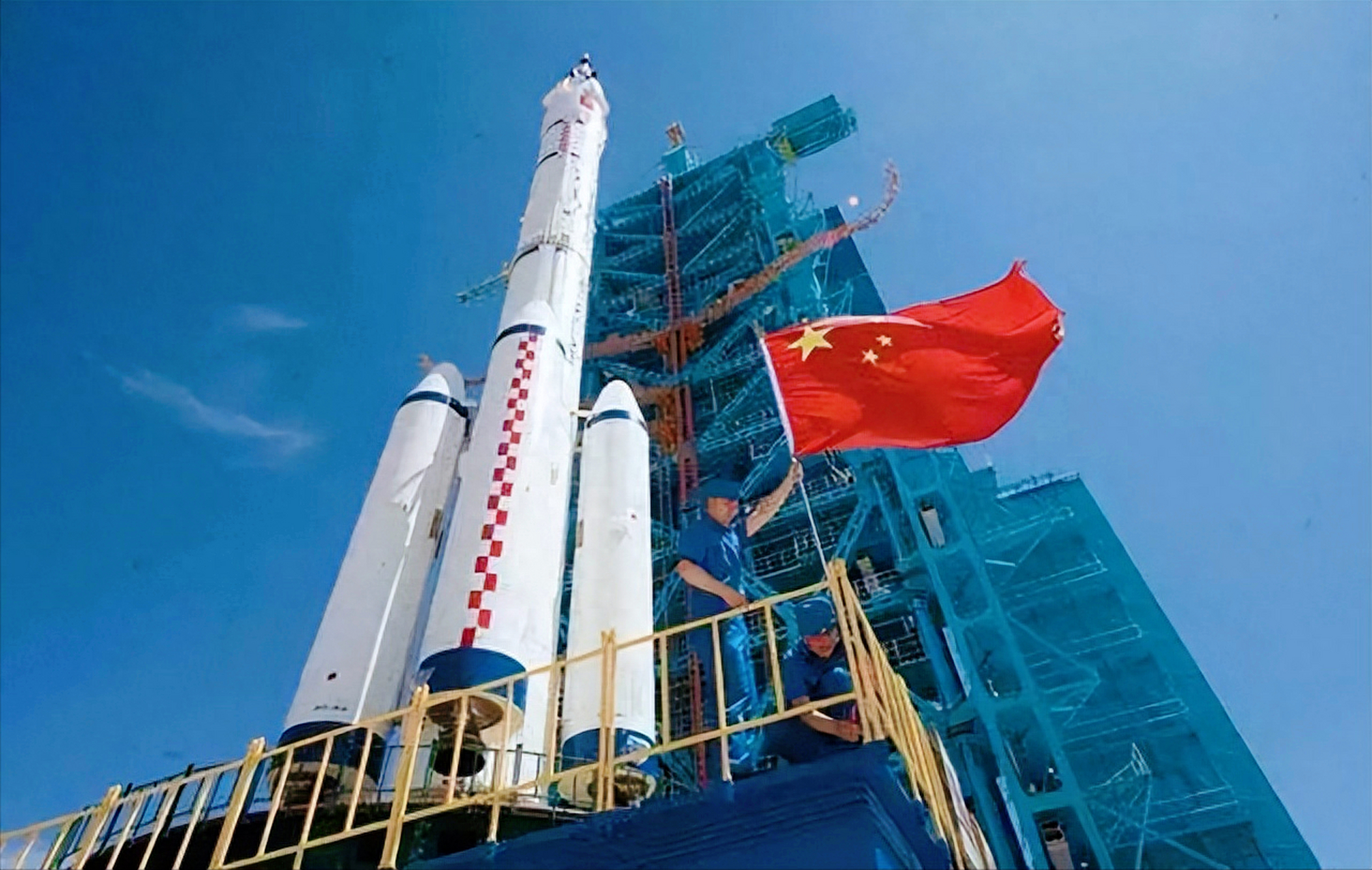 中国航天新纪元!神舟17号与天宫空间站对接,科技成就瞩目全球.