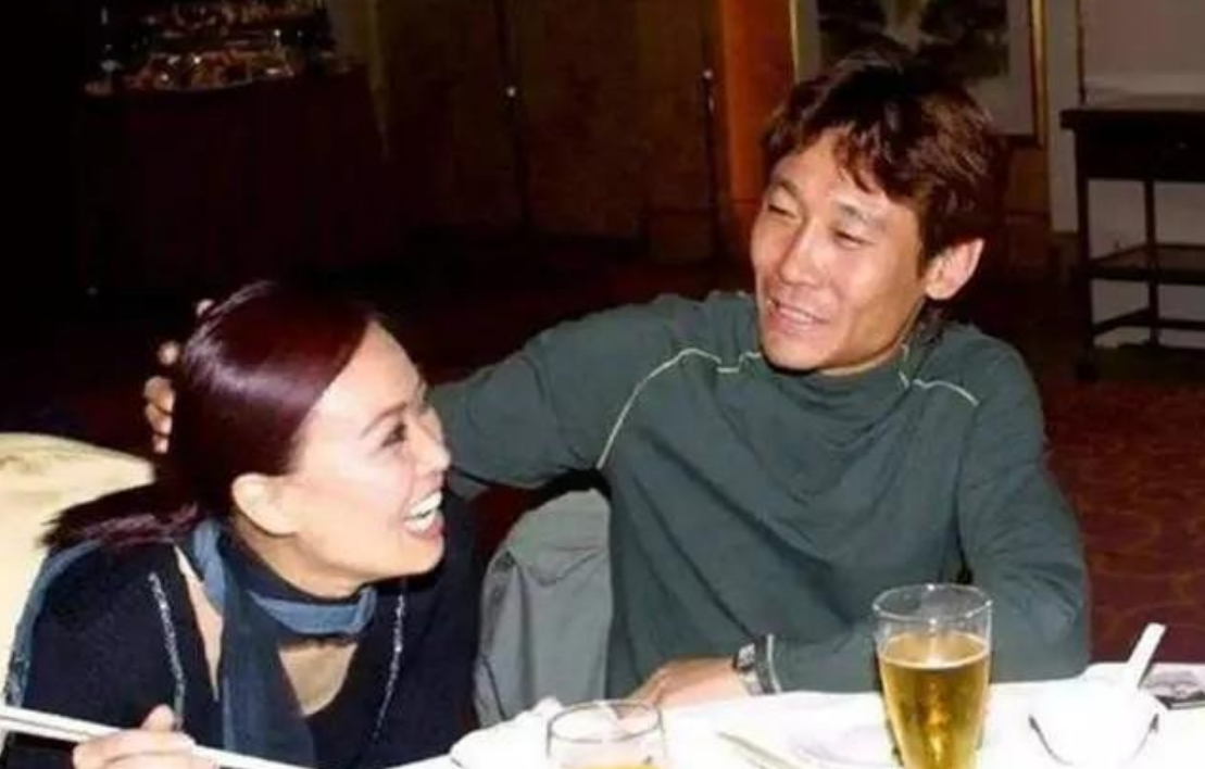 回顾那英被前任欺骗感情未婚先孕今和儿子被孟桐宠成宝很幸福