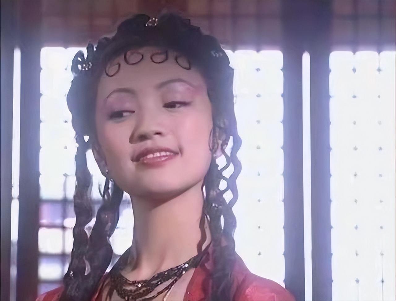 回顾罗海琼37岁嫁入豪门42岁高龄生二胎老公长得一般却有钱