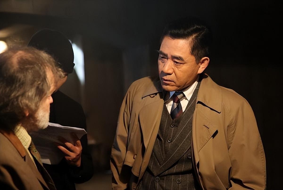 走到今天陈道明和陈宝国他们两个人的差距其实不在演技